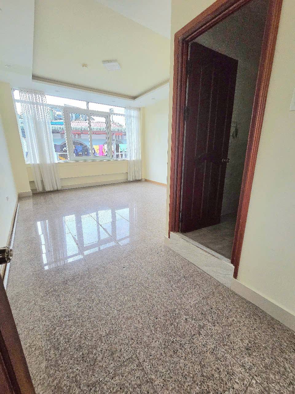 Cần Bán Nhanh Nhà 4 tầng 19 phòng - Ngay Mặt Tiền đường Trần Phú và Chu Văn An, Đà Lạt 45 tỷ - Ảnh 4